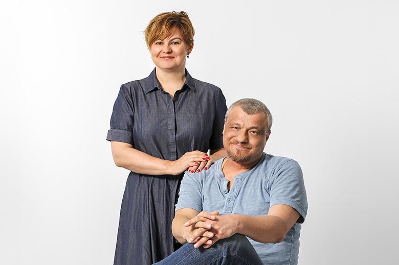Vosí hnízda nebo včelí úly? V čem všem se neshodl Roman Vaněk se svou ženou Janou, když společně tvořili nejnovější kuchařku s názvem Sváteční